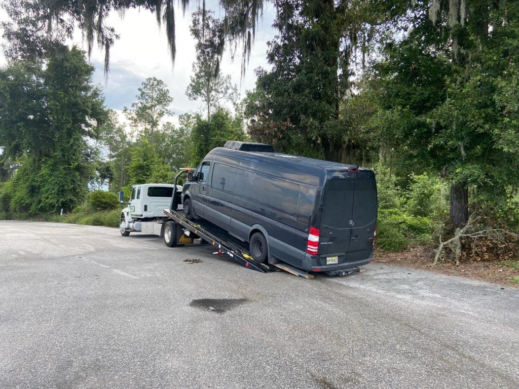 Medium Duty Tows Black Van